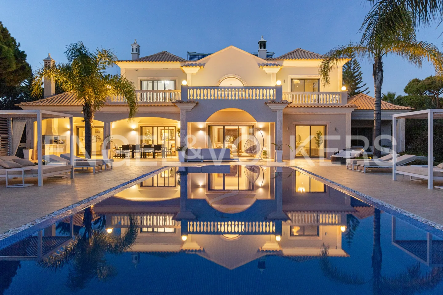Exceptional Villa V4 elegance and Serenity
