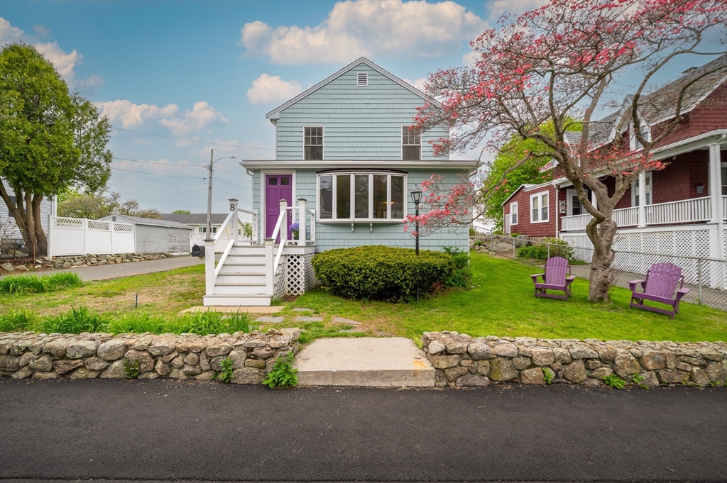 Adorable East Gloucester Gem