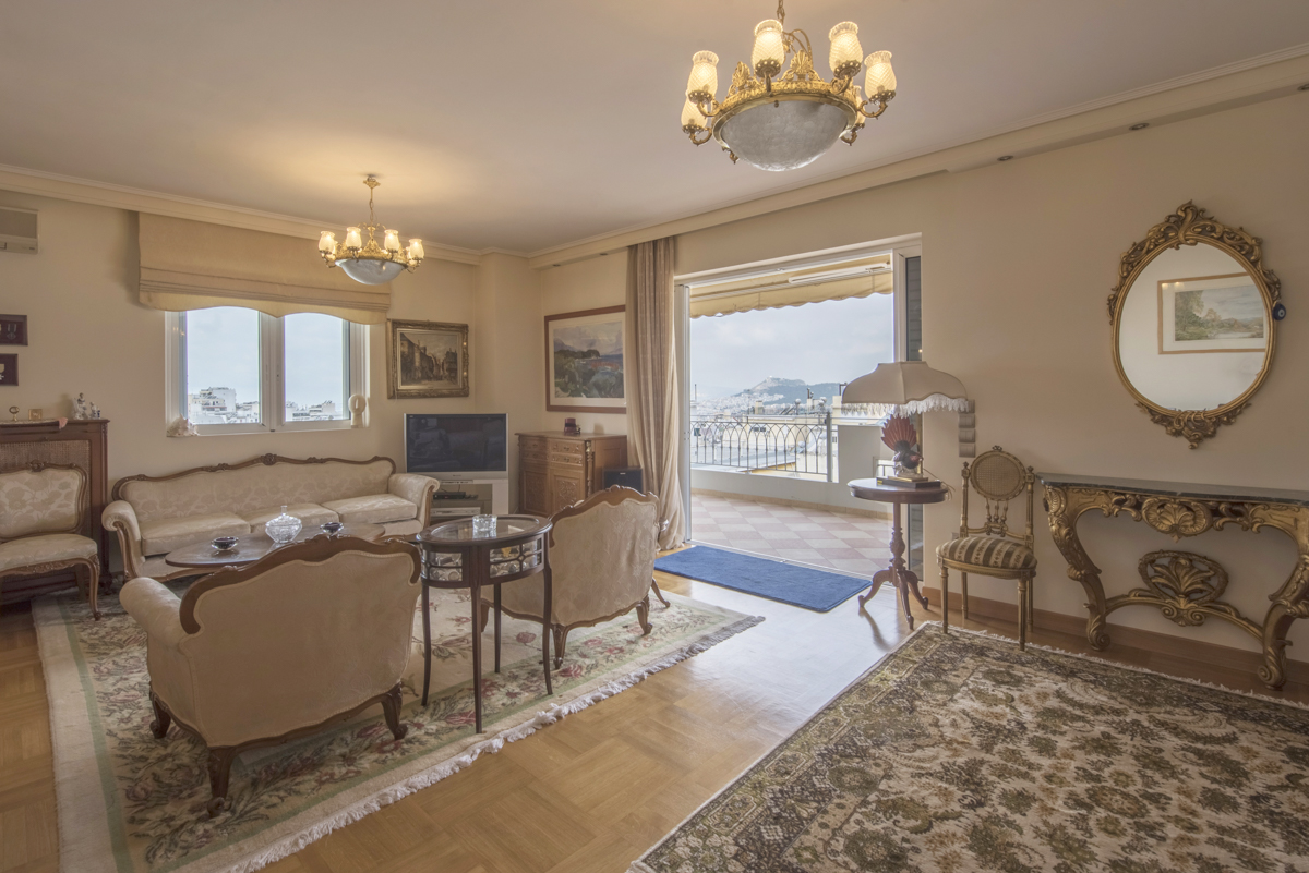 Penthouse apartment with Acropolis and Lycabettus views
