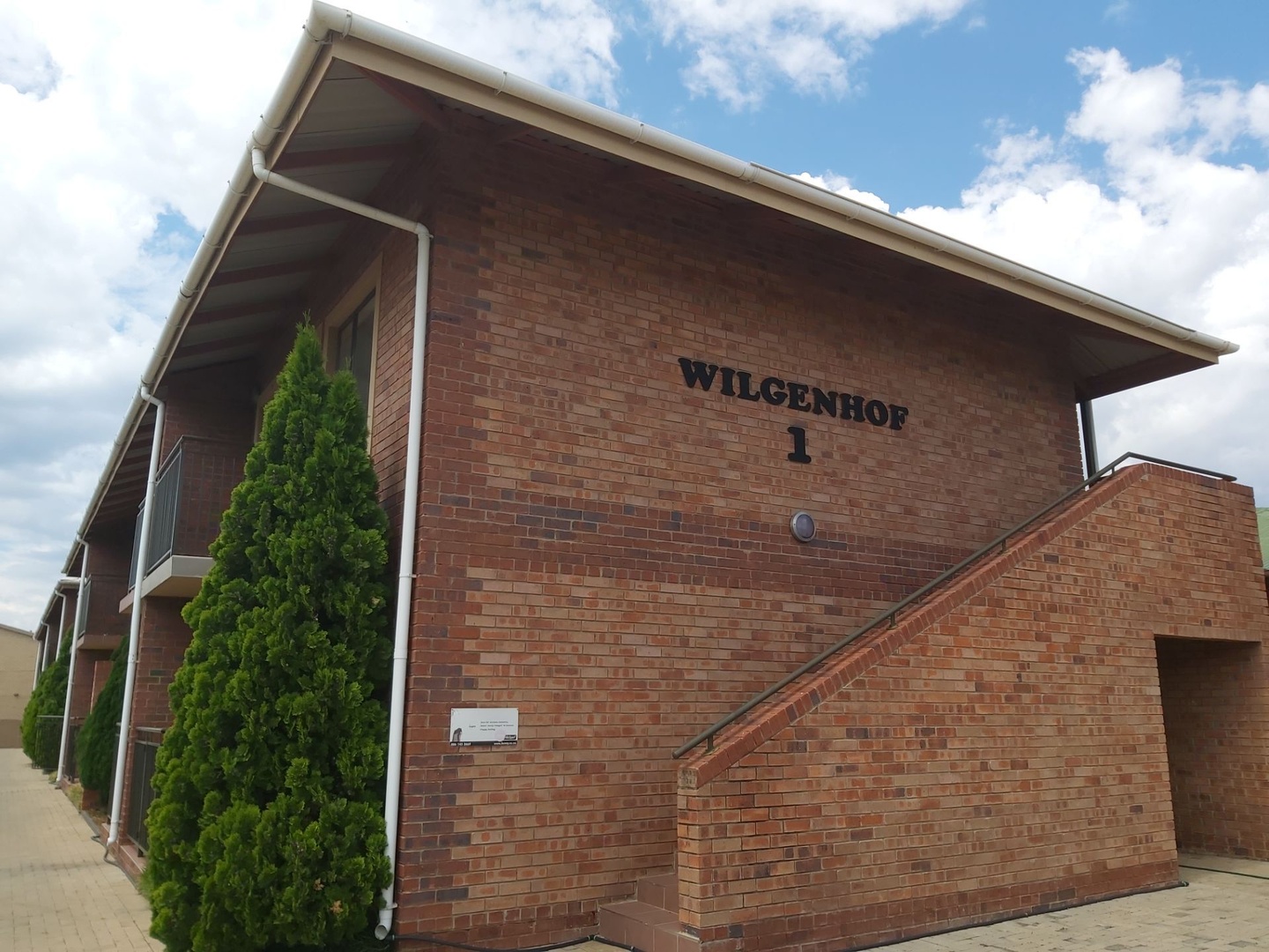 Furnished 2 Bedroom apartment near NWU