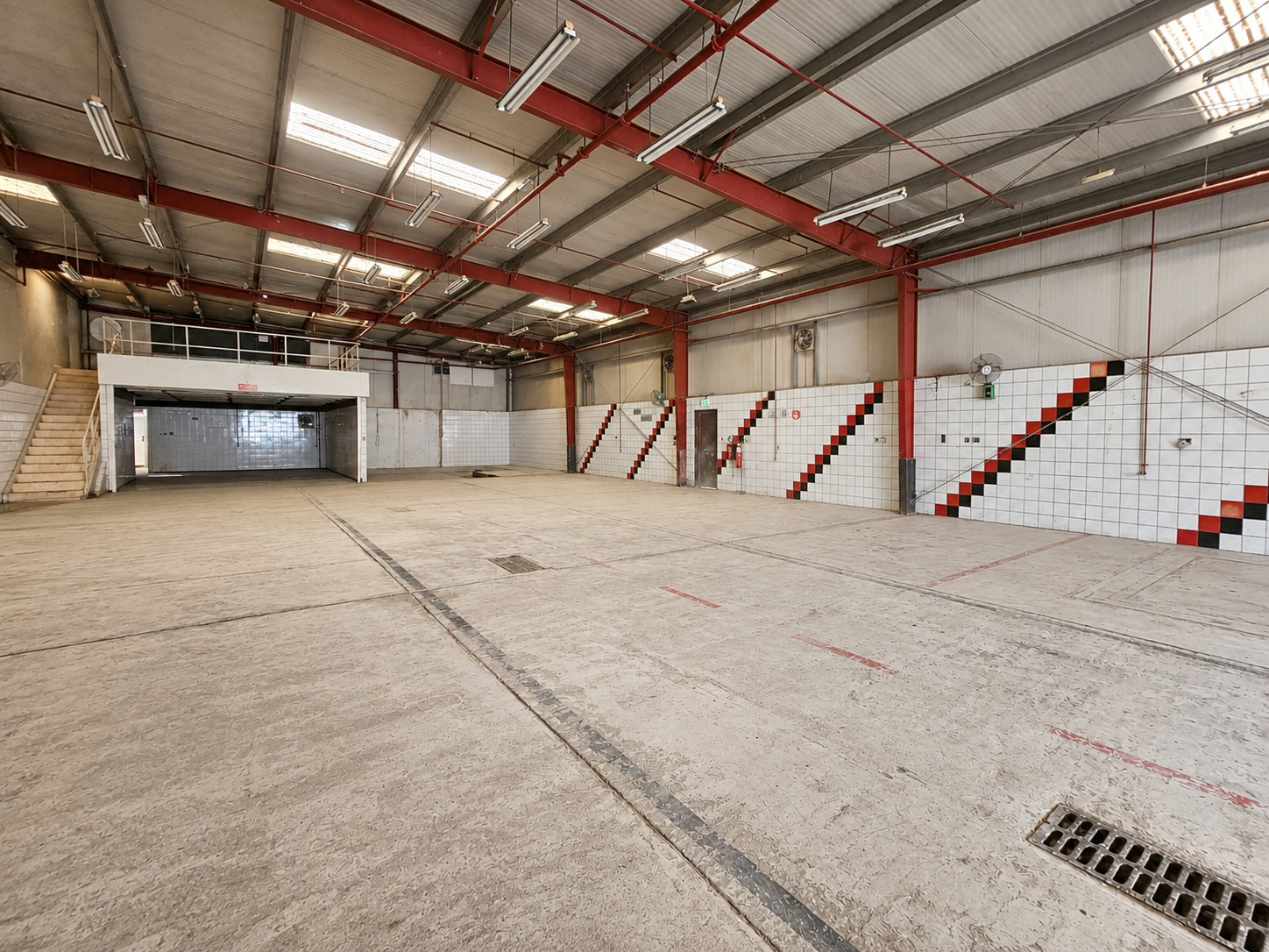 Vacant  | 75kW |  Ideal for a Garage