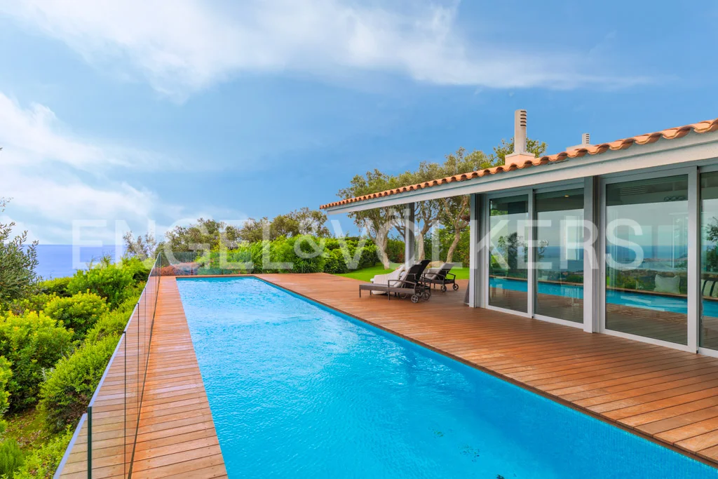 Stunning villa with fabulous sea views