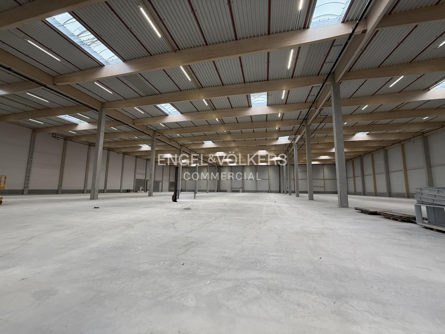 Moderne Produktions-, Industrie- und Lagerflächen bei Berlin