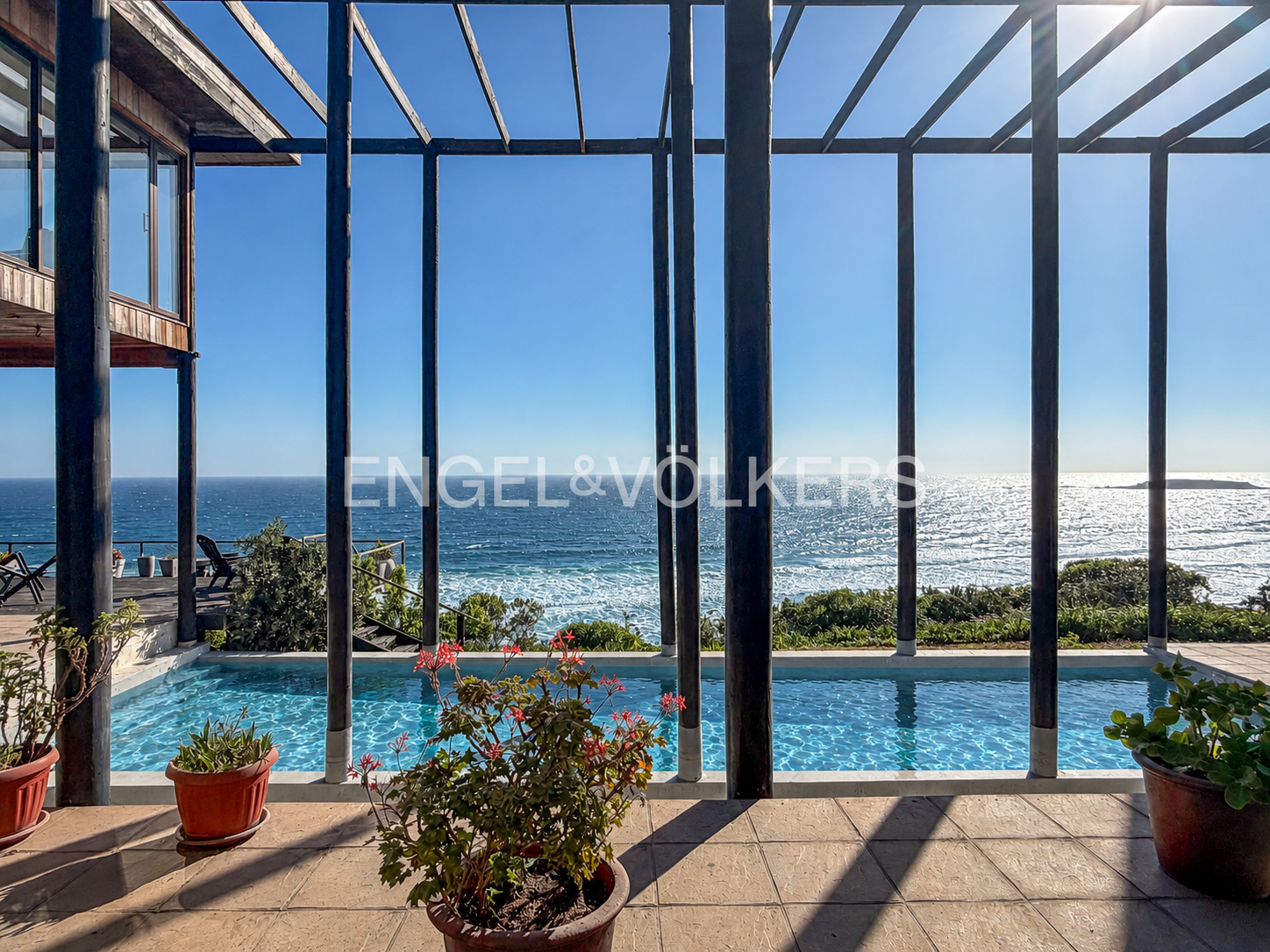 Casa 6D 6B en Cachagua con vista al mar y gran terreno