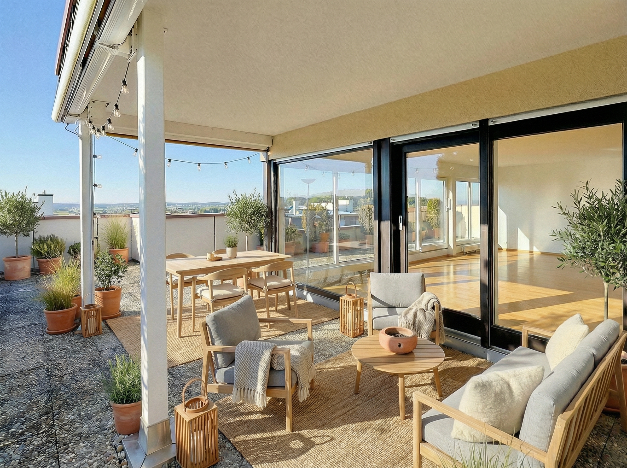 Exklusives Penthouse! 
Einzigartiger Ausblick, Einbauküche, 2 TG-Stellplätze, barrierefrei mit Fahrstuhl in die Wohnung