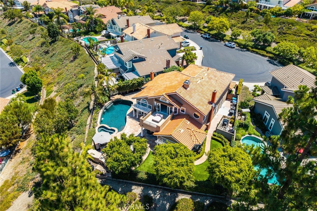 Pool Home Within Gated Community in Mission Viejo, CA