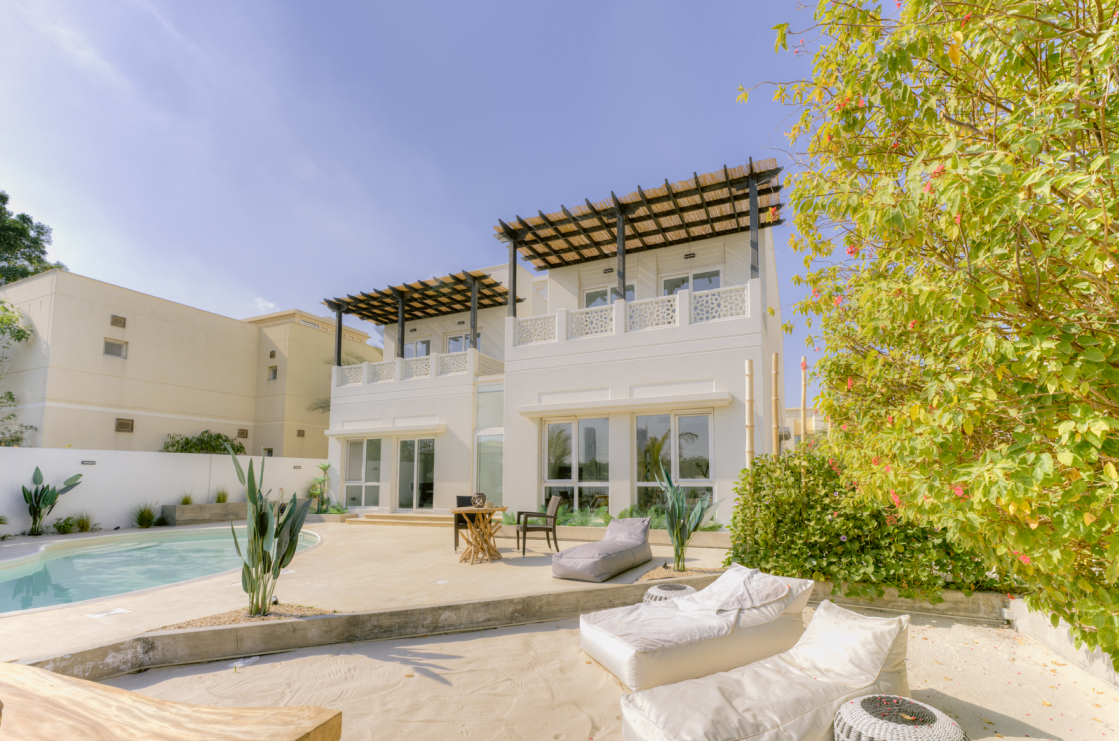 Exclusive Location | Stunning Lake View | Upgraded