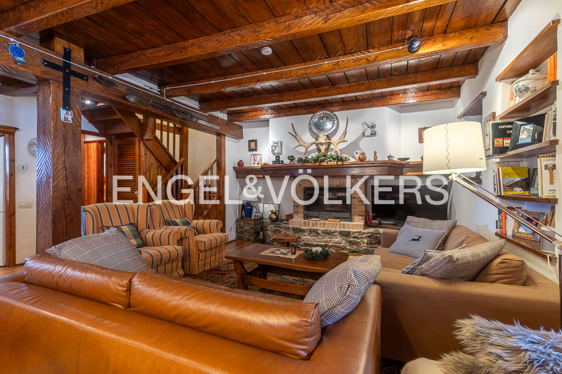 Cozy duplex penthouse at the foot of the slopes in La Pleta del Tarter