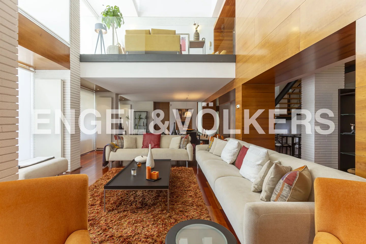Exclusive design modern house in Villafranca
