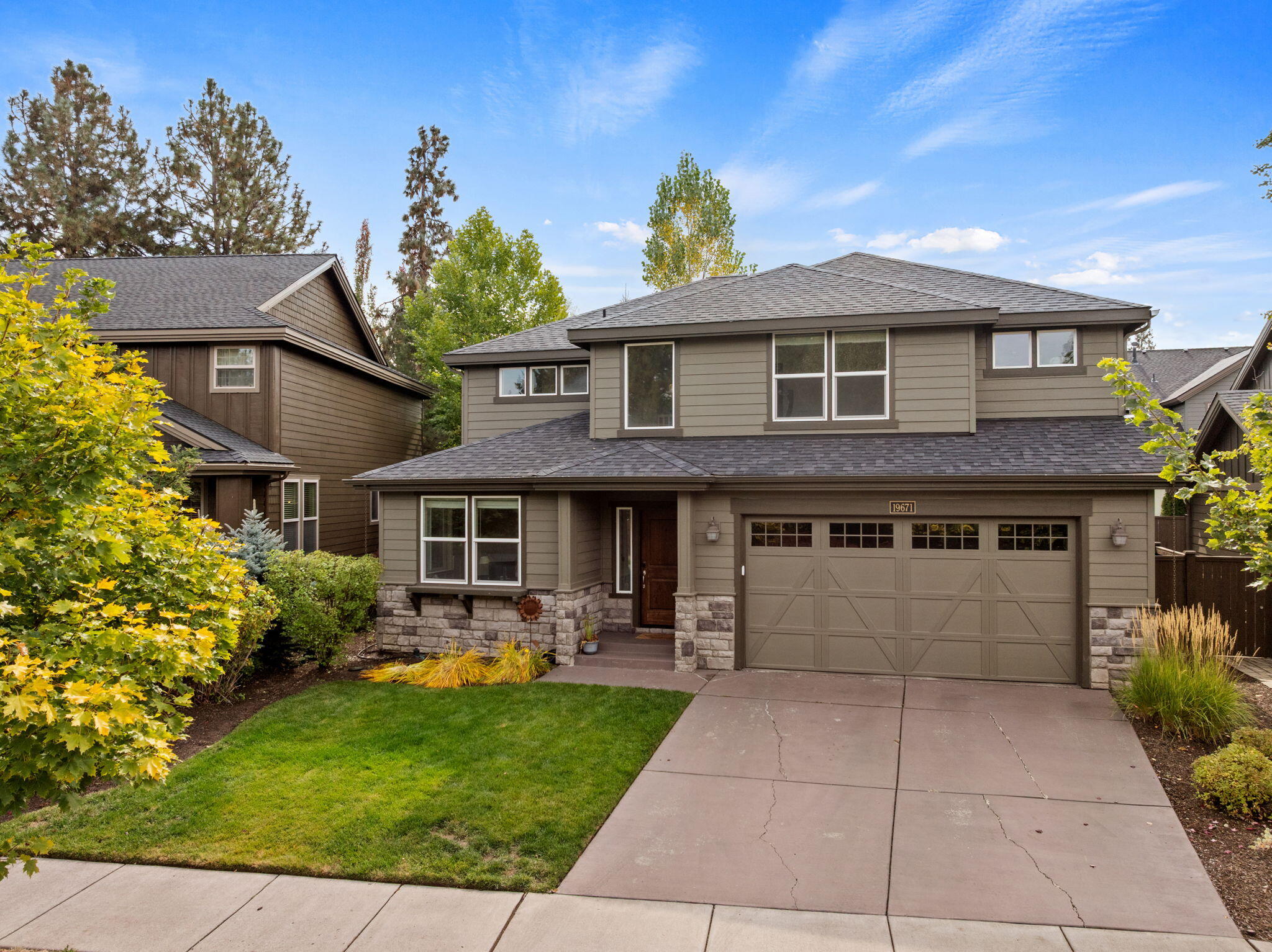 Modern Living in Desirable SW Bend