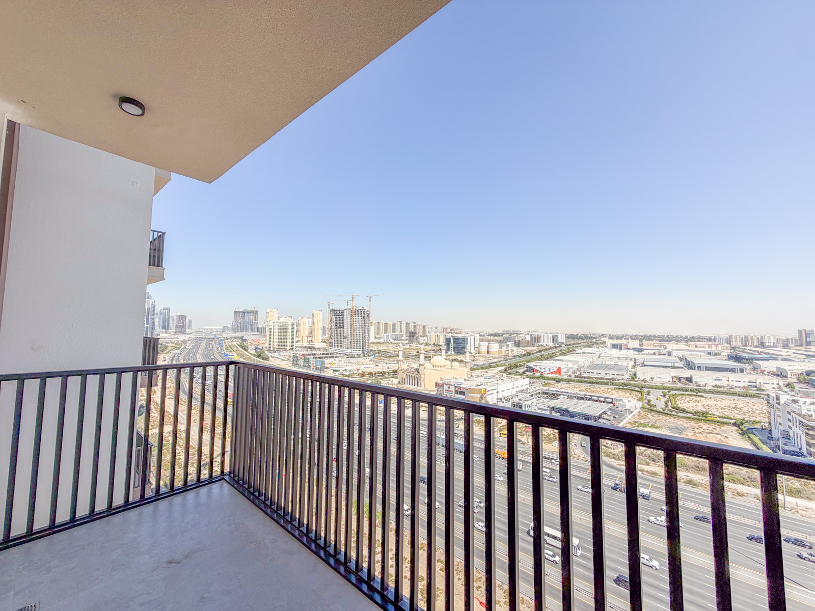 High Floor | Brand New | Equipped Kitchen