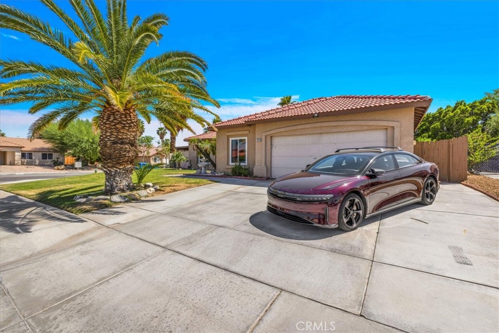 Thousand Palms Home on a Quiet Cul-de-sac