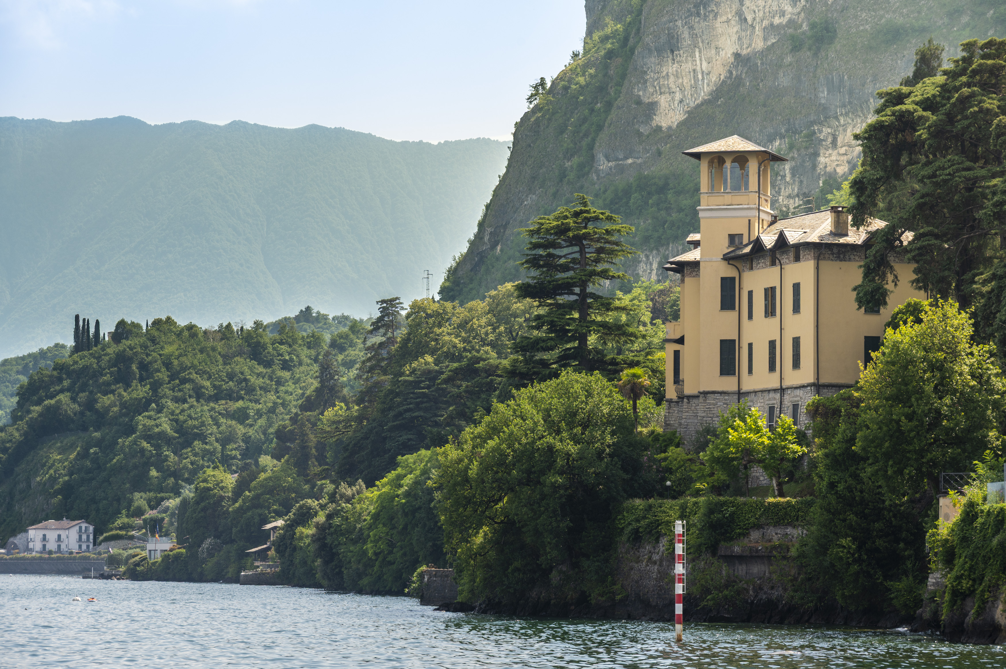 Exclusive lakeside apartment in Villa Evelyn, Menaggio