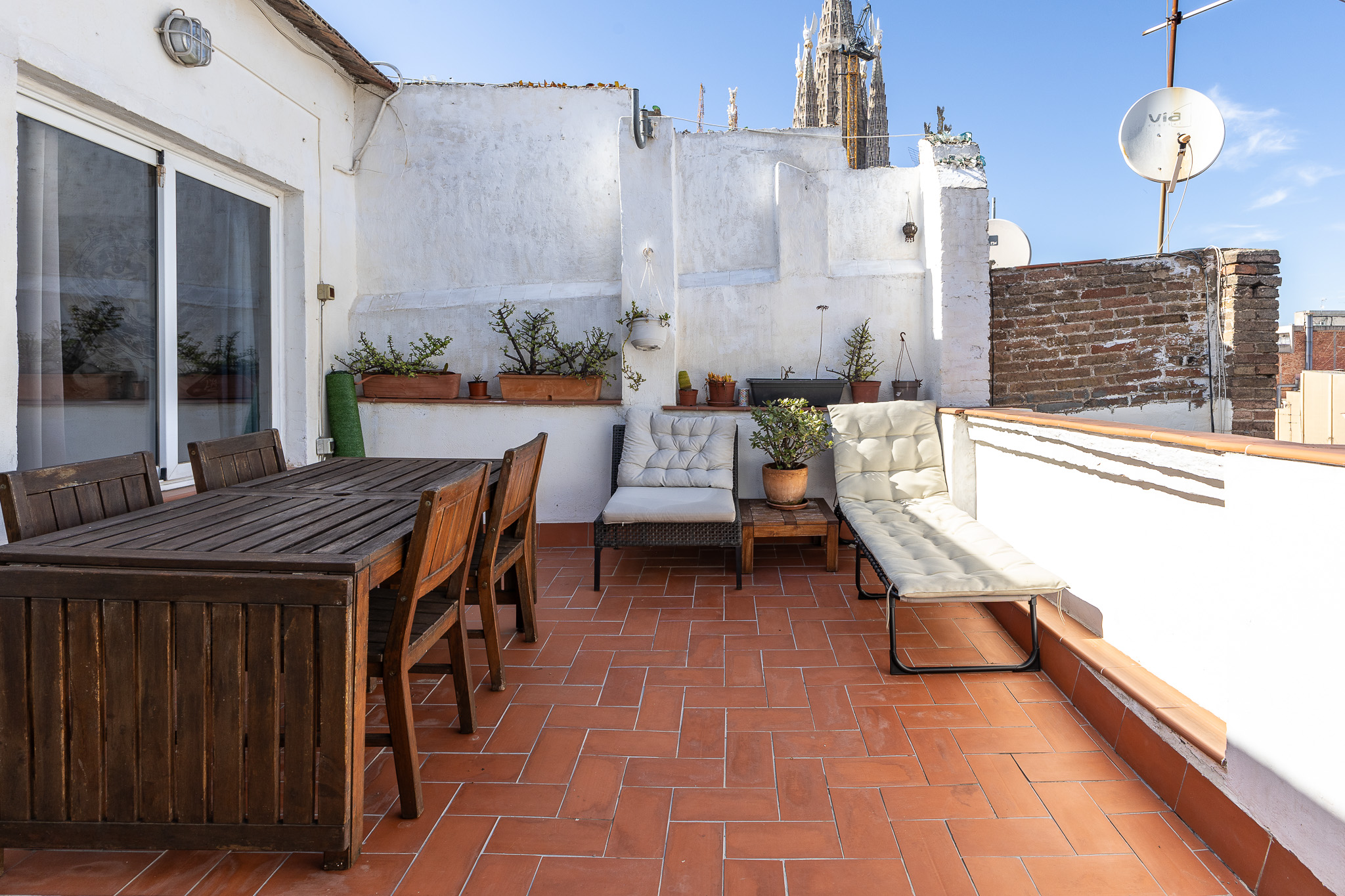Unique penthouse with terrace by the Sagrada Família