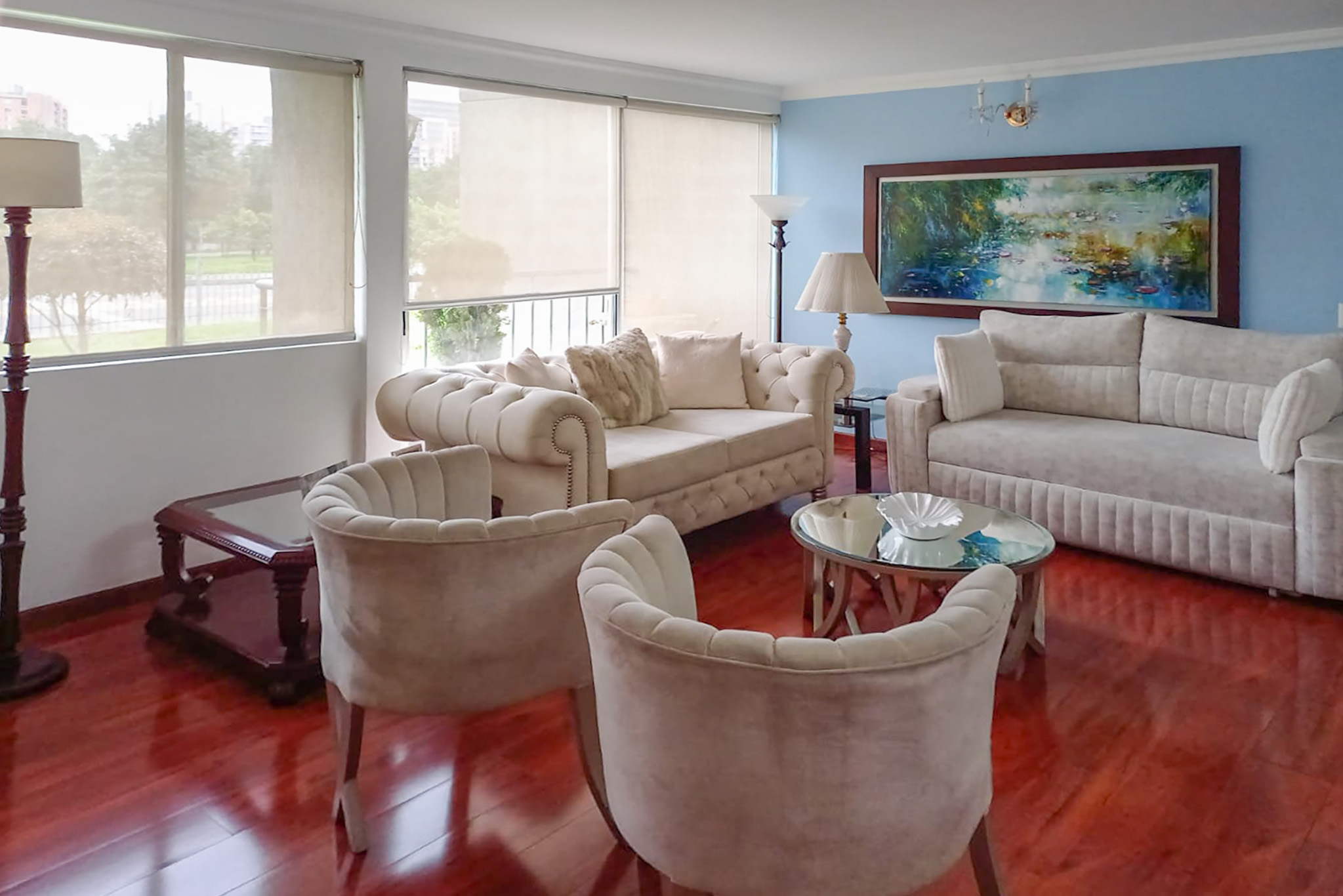 Iluminado y amplio apartamento para venta en Pontevedra