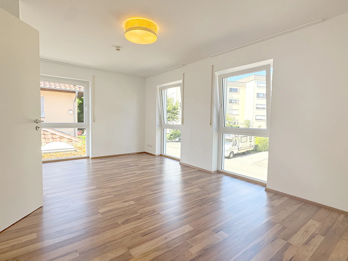 Familienglück mit viel Raum und Weitblick - Photo 3