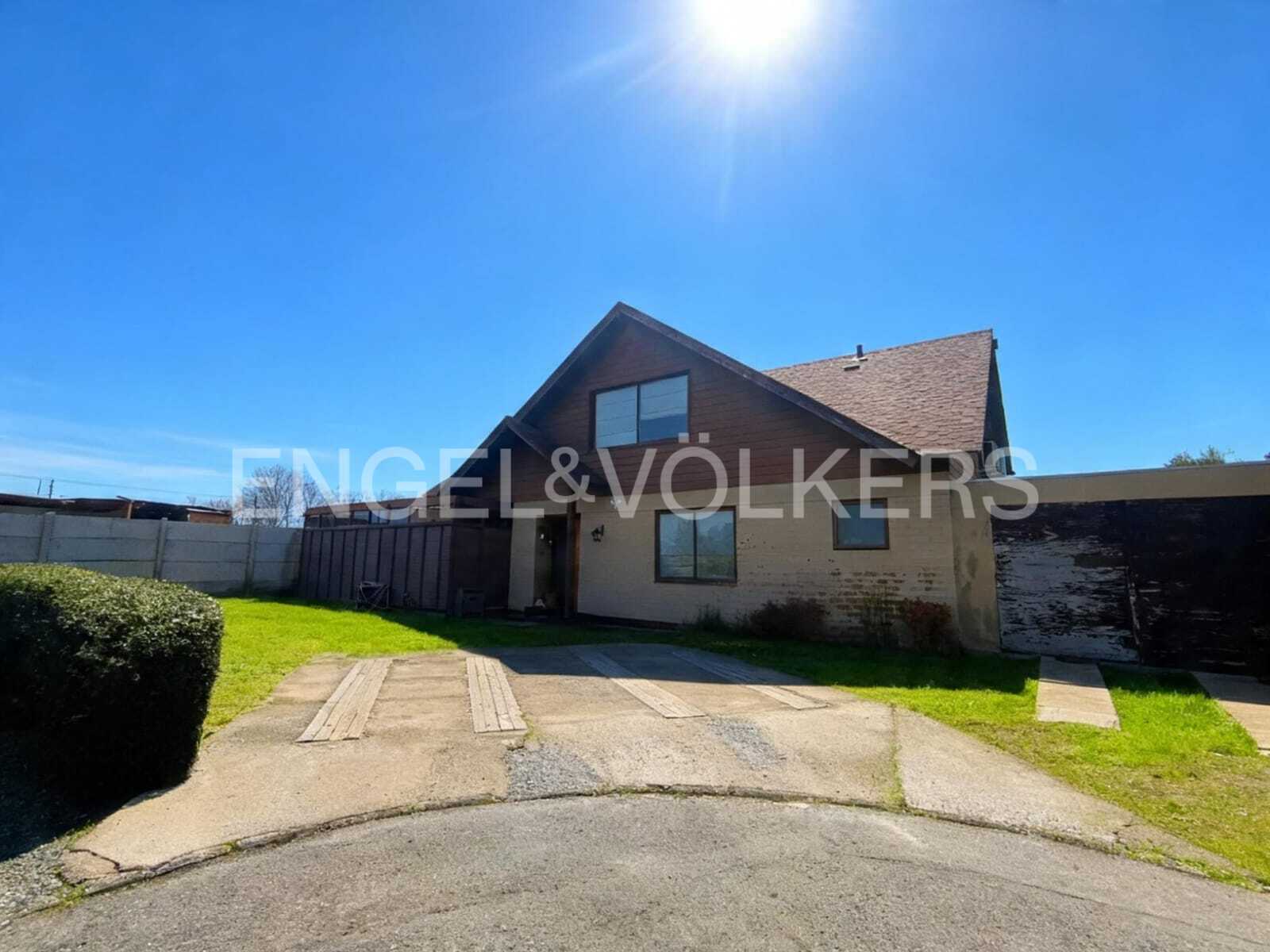 Arriendo Condominio Los Poleros