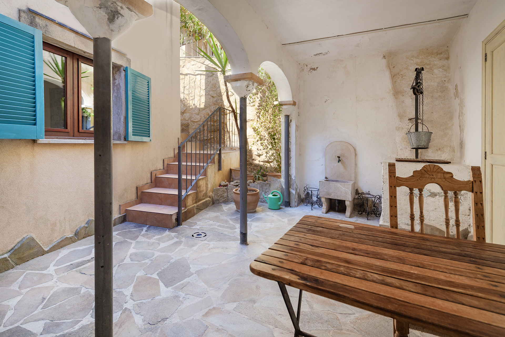 Charming townhouse with character and potential in Pollença