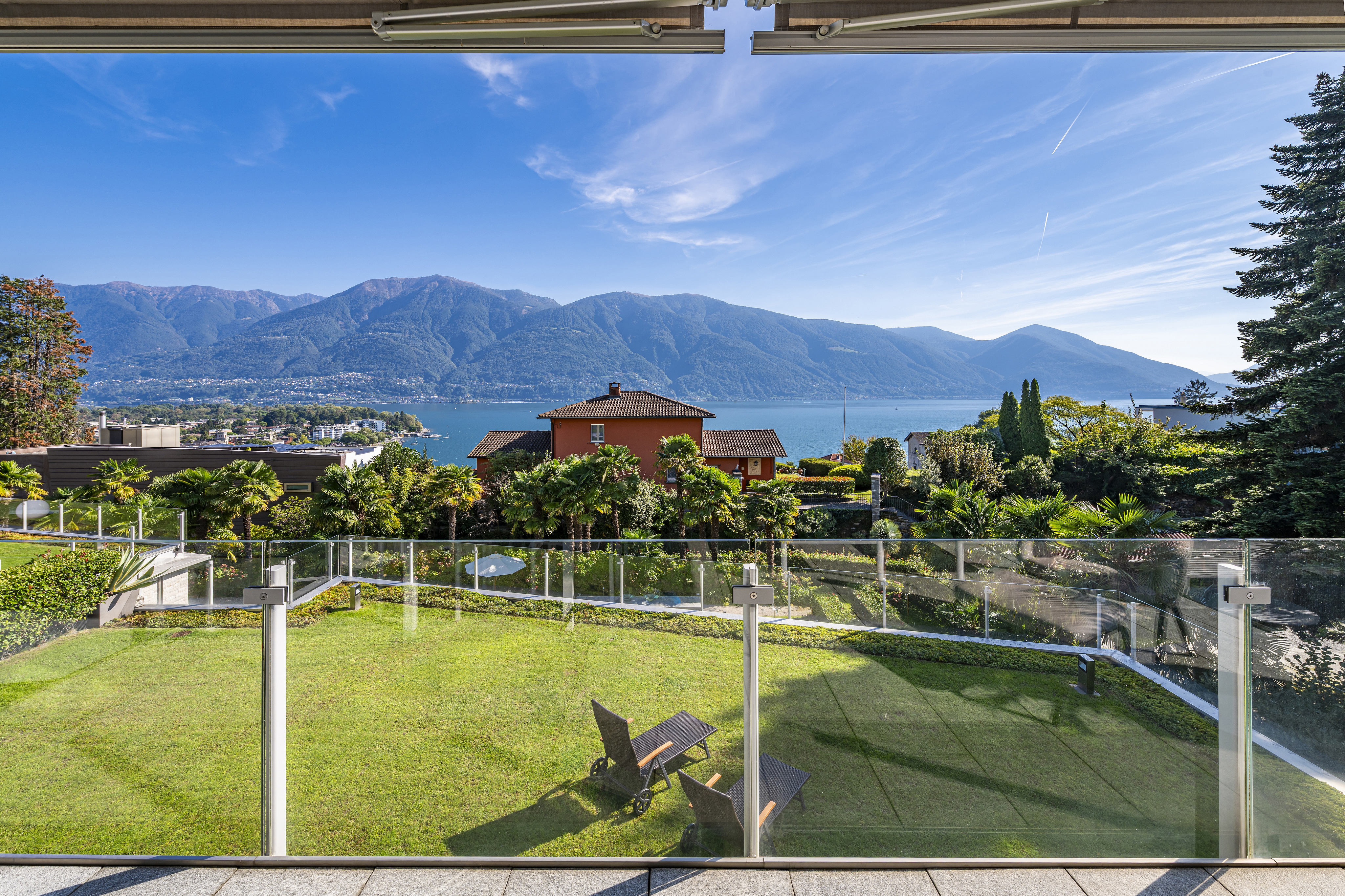 Duplexwohnung mit Seesicht in Ascona (55)