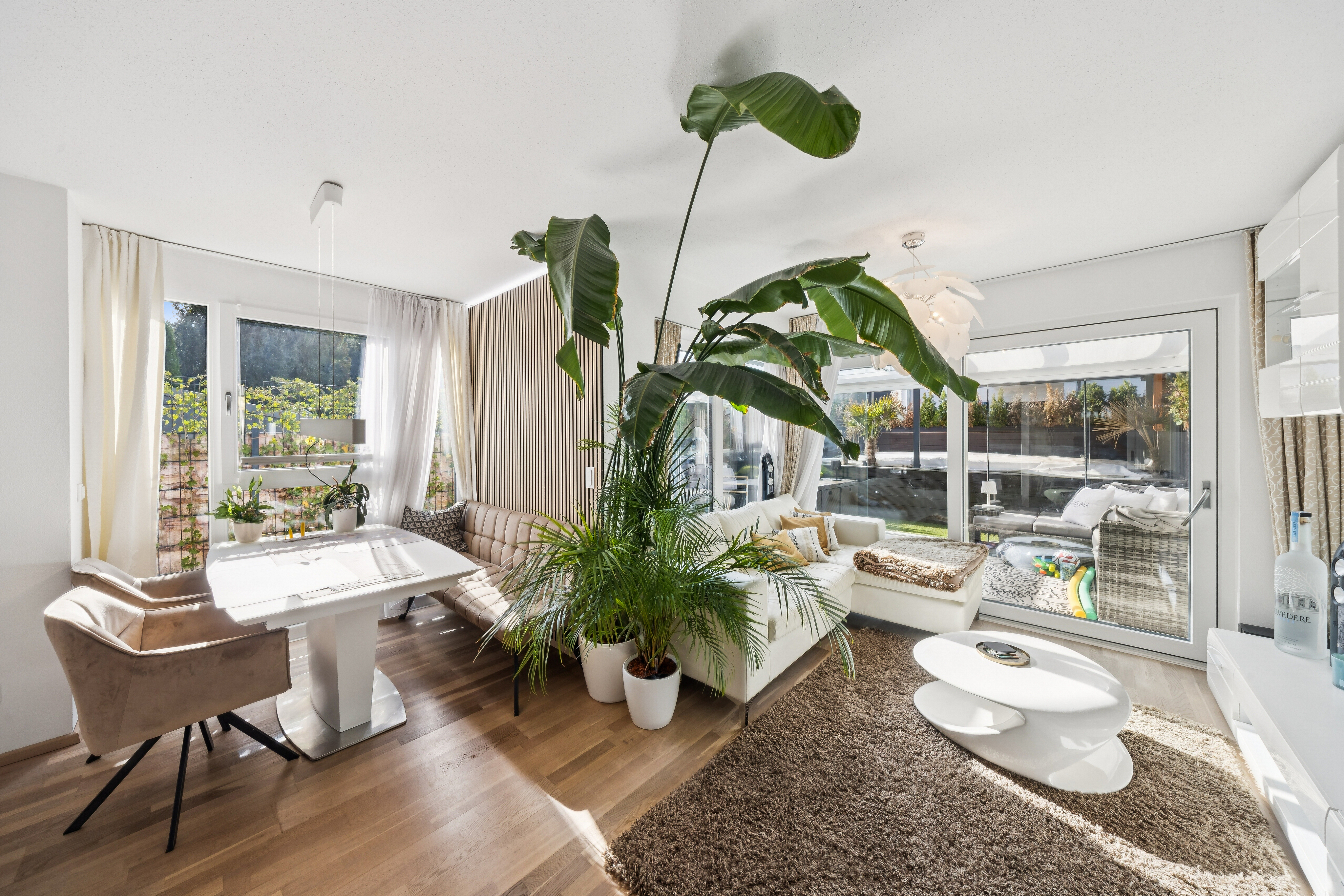 Familienfreundliche Doppelhaushälfte                      modern und naturnah