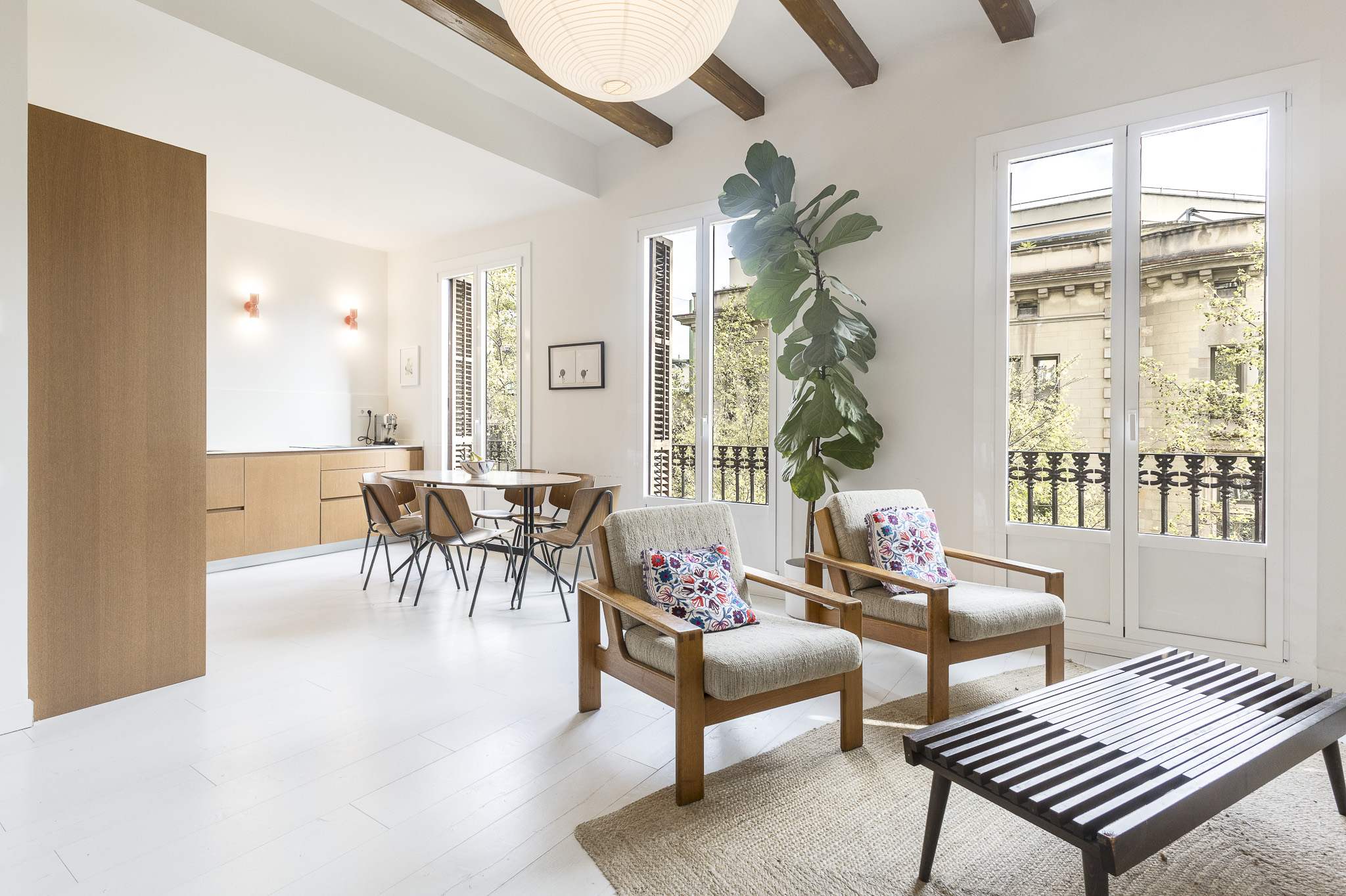 Exclusiva vivienda en finca regia reformada en Eixample Dreta