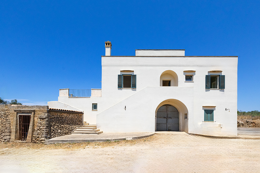 Authentic Masseria with sea view