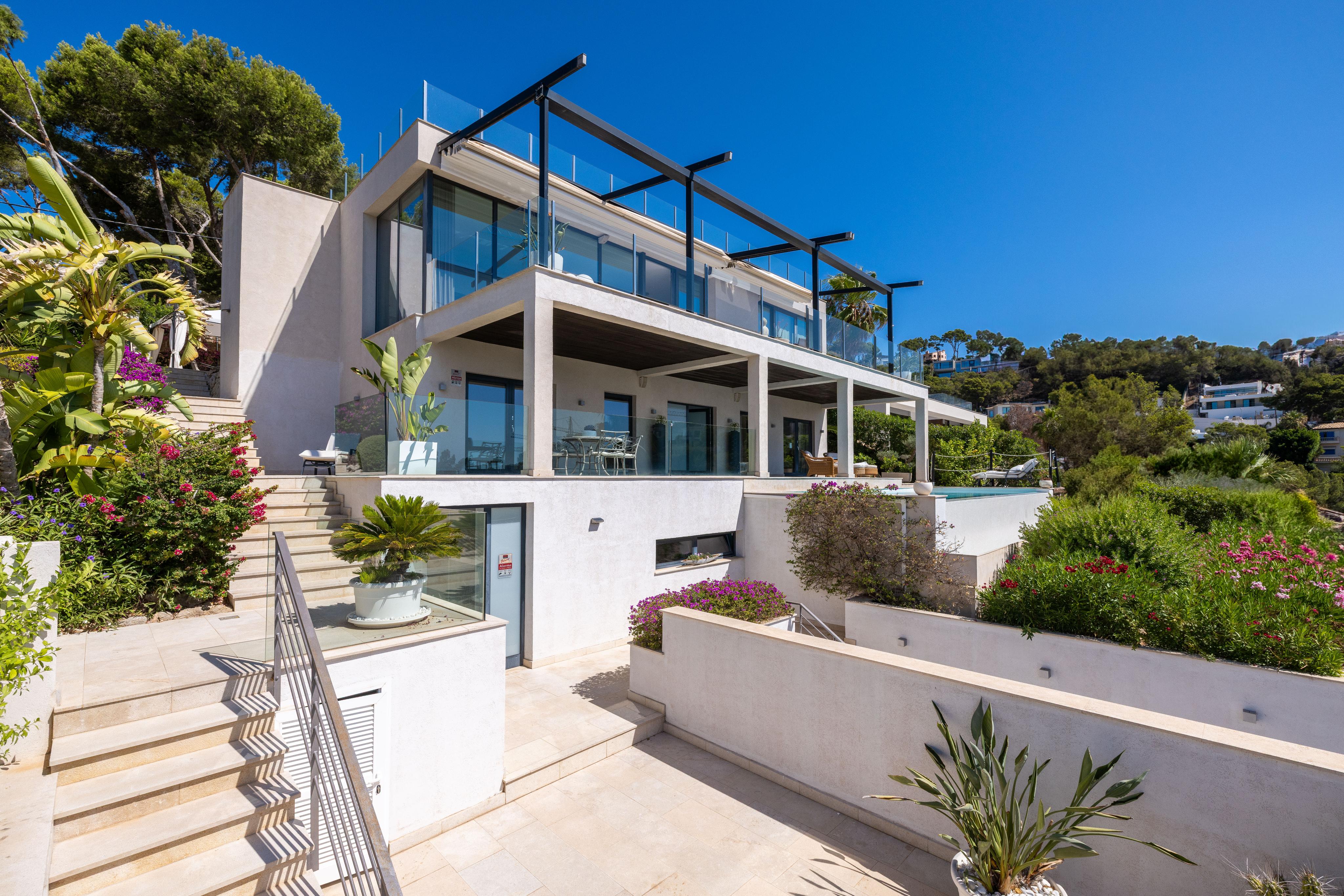 Wunderschöne Meerblick-Villa in ruhiger Lage in Costa d'en Blanes