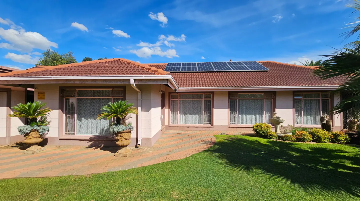 WhatsApp Image 2025-10-27 at 11.08.27.jpeg