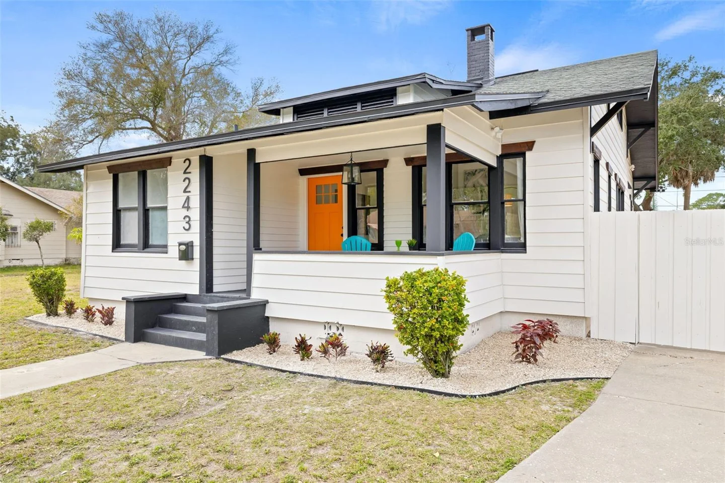 CHIC, RENOVATED BUNGALOW IN ST PETE