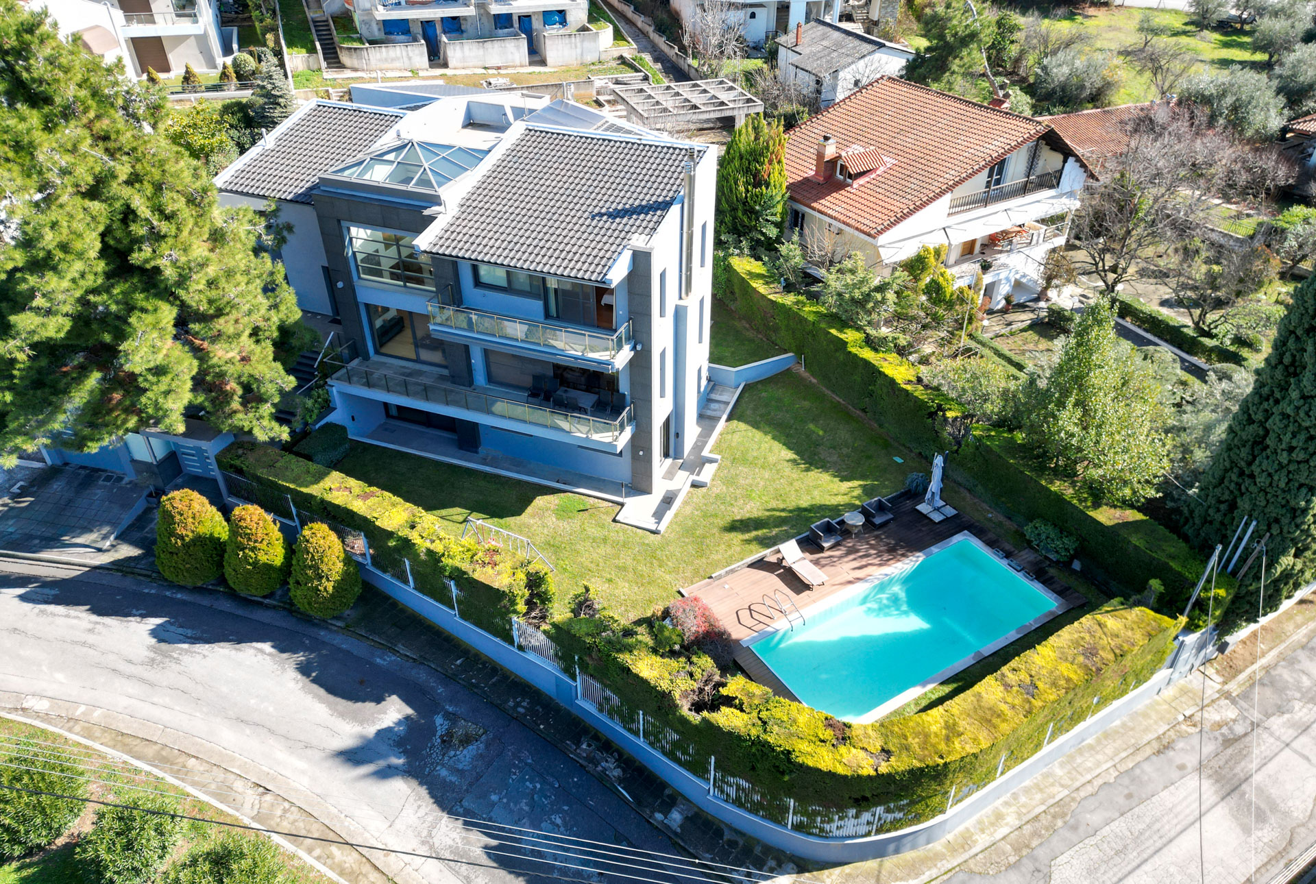 Luxury smart house in Panorama with pool