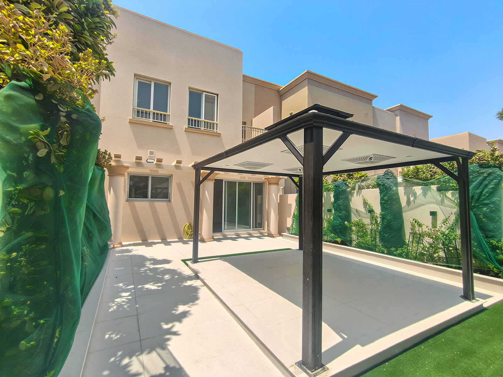 Fully Upgraded | Vacant | Near School