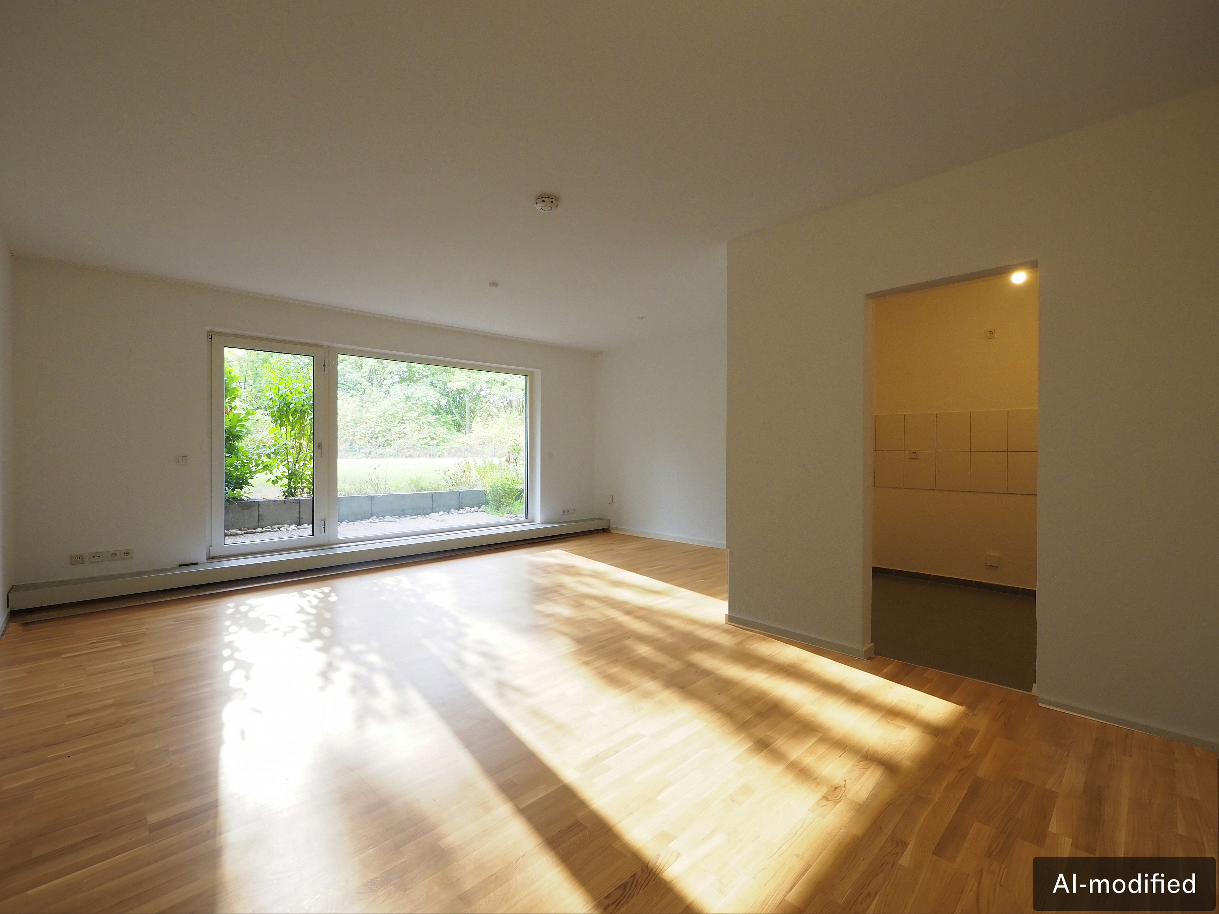 Modernisiertes Apartment mit eigener Terrasse im Preußenviertel!