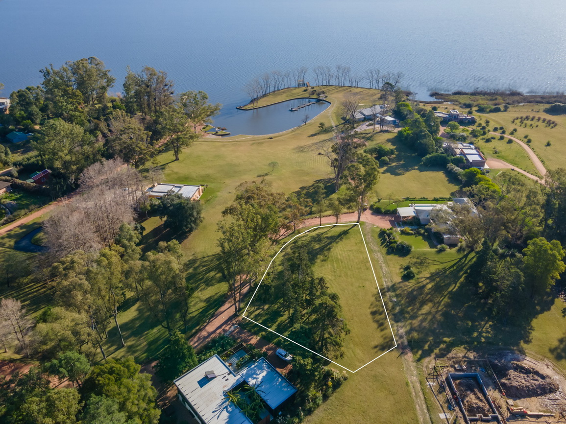 Beautiful Plot in Laguna del Sauce
