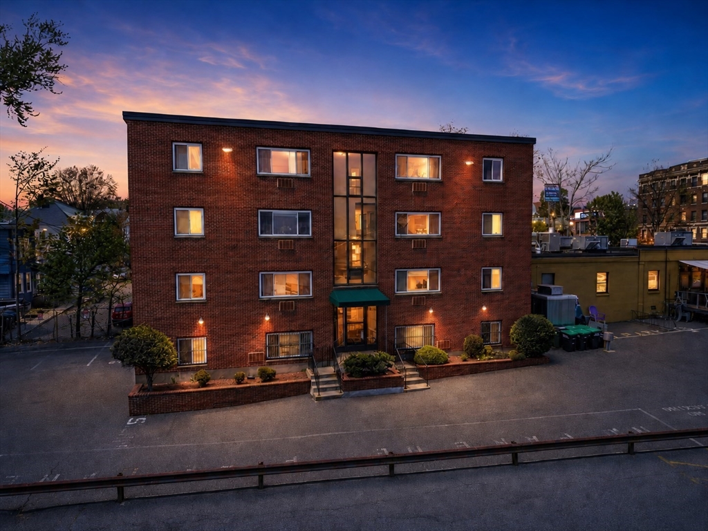 Easy Living, Renovated and Ready To Move In