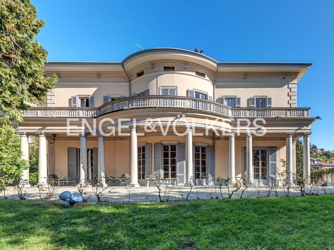 Herrschaftliche Residenz in der Innenstadt von Como