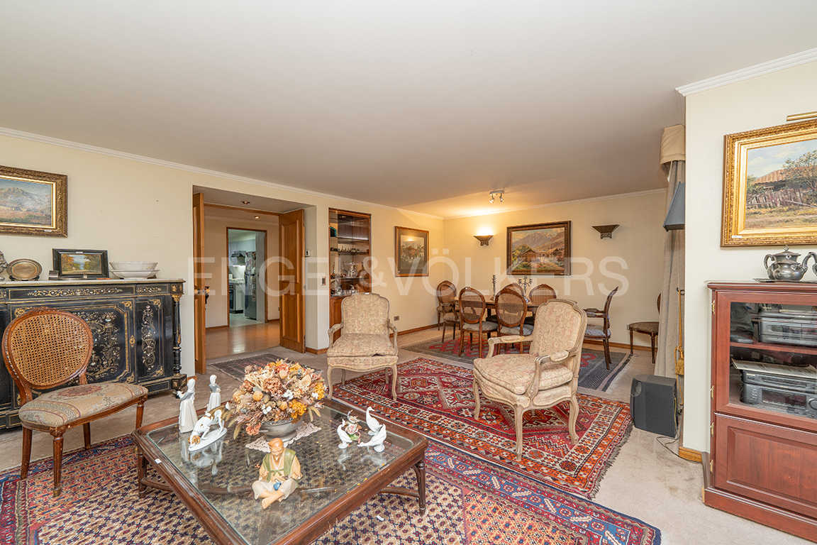 Departamento en Los Laureles