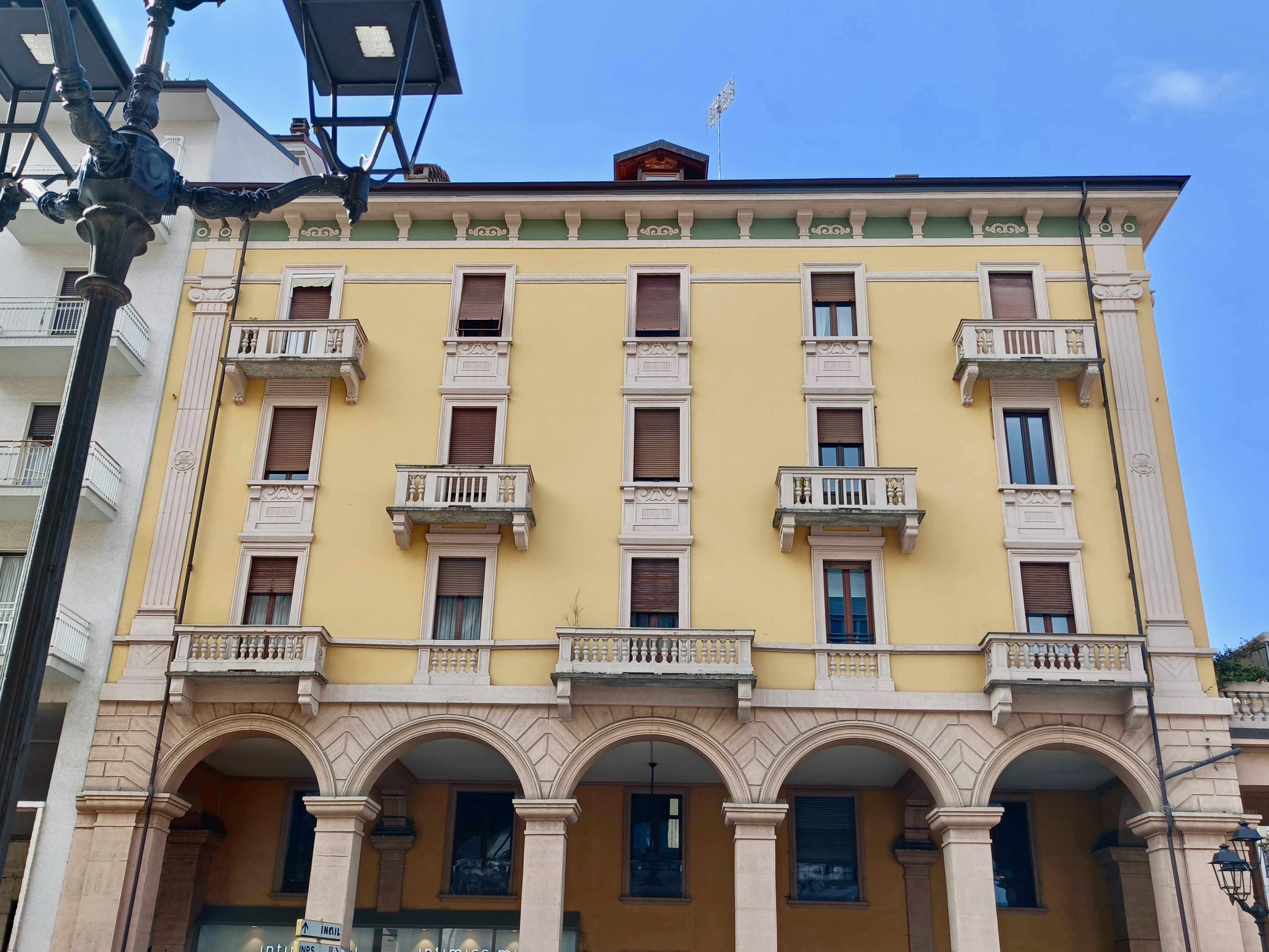 Living on Corso Nizza: spacious areas, comfort, and unbeatable location