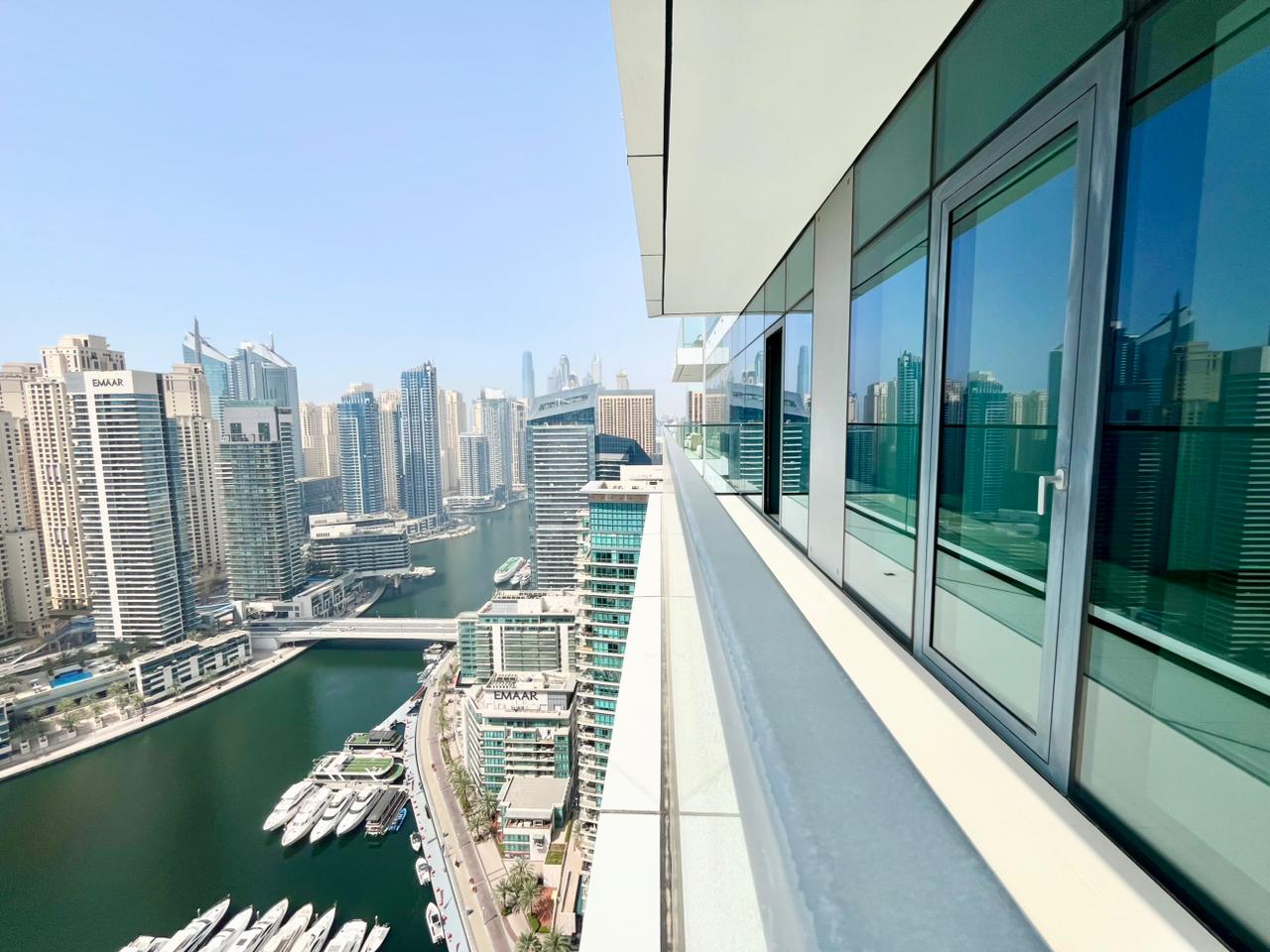 Chiller Free | Marina View | Available