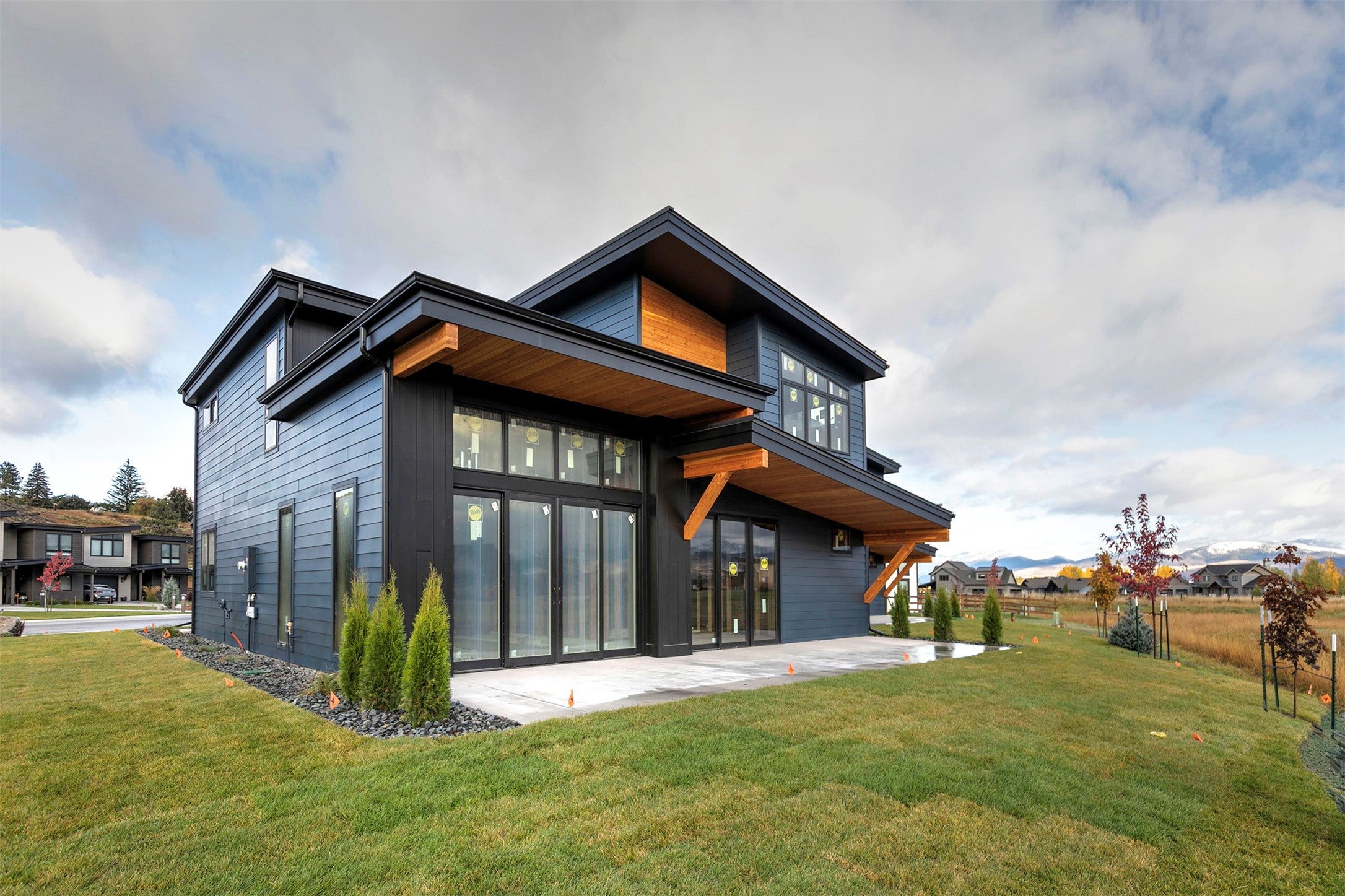 Modern Living, Montana Style