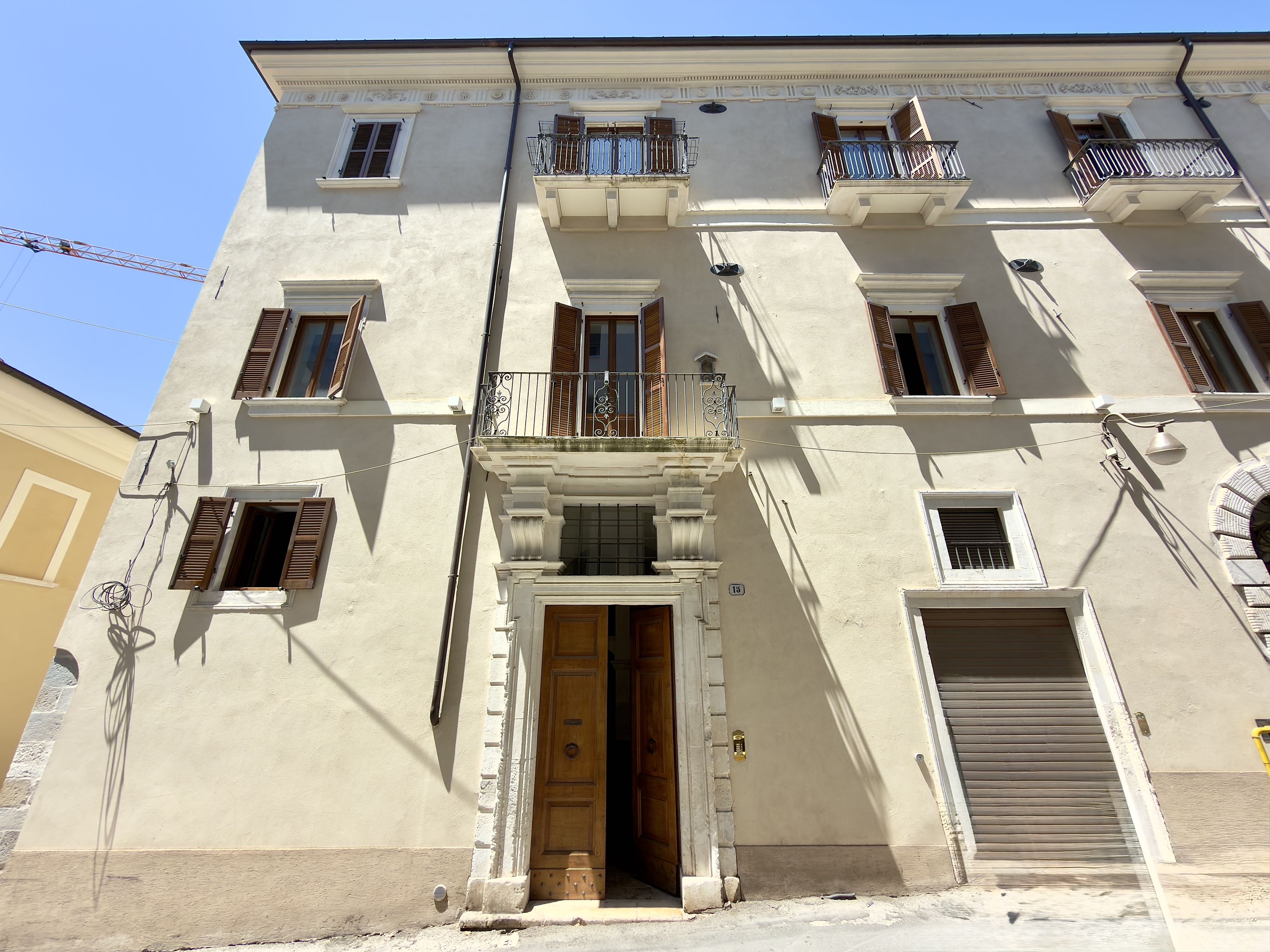 Elegant apartment with elevator in the heart of the historic center