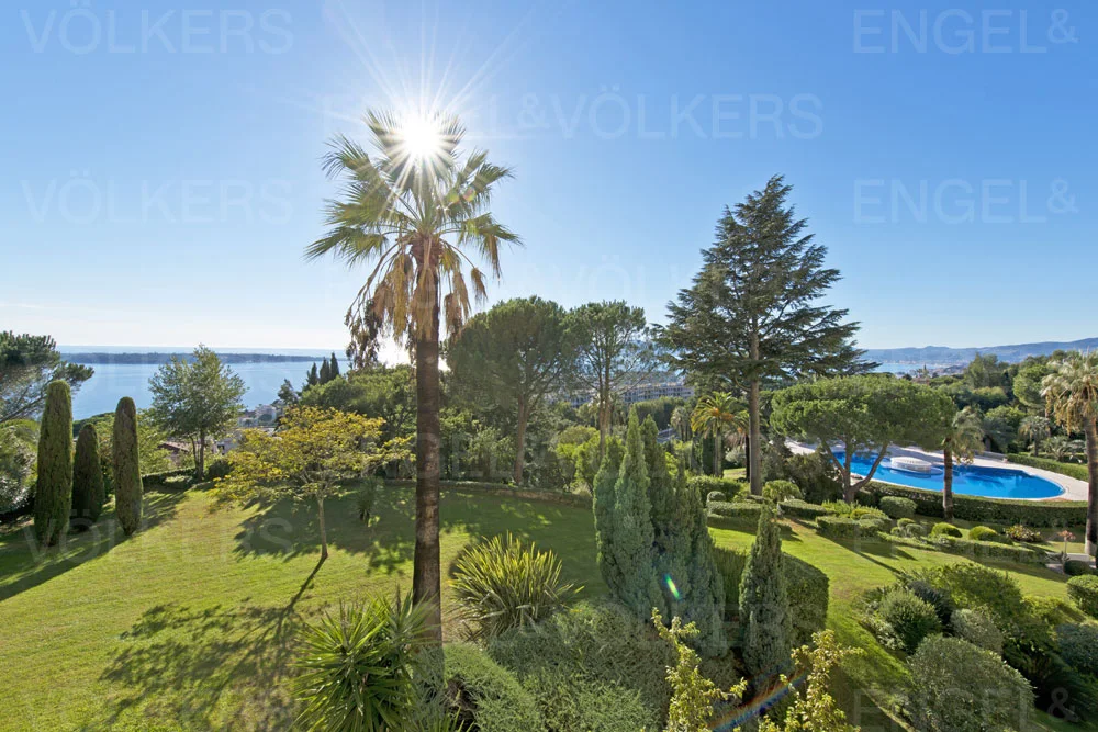 Cannes Californie, stunning sea views apartment
