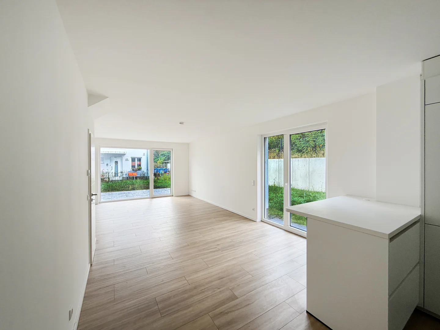 Helles Reihenendhaus in Waldrandlage mit Photovoltaikanlage - Photo 1