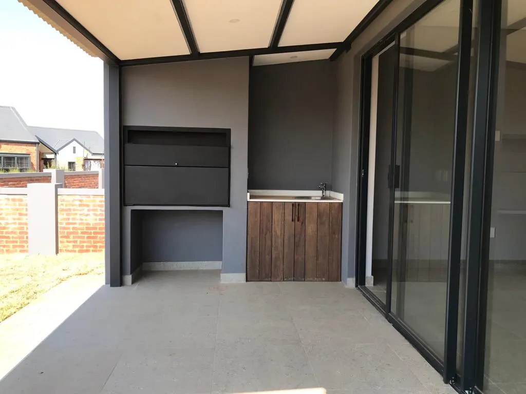 WhatsApp Image 2023-11-14 at 10.17.39 (10).jpeg