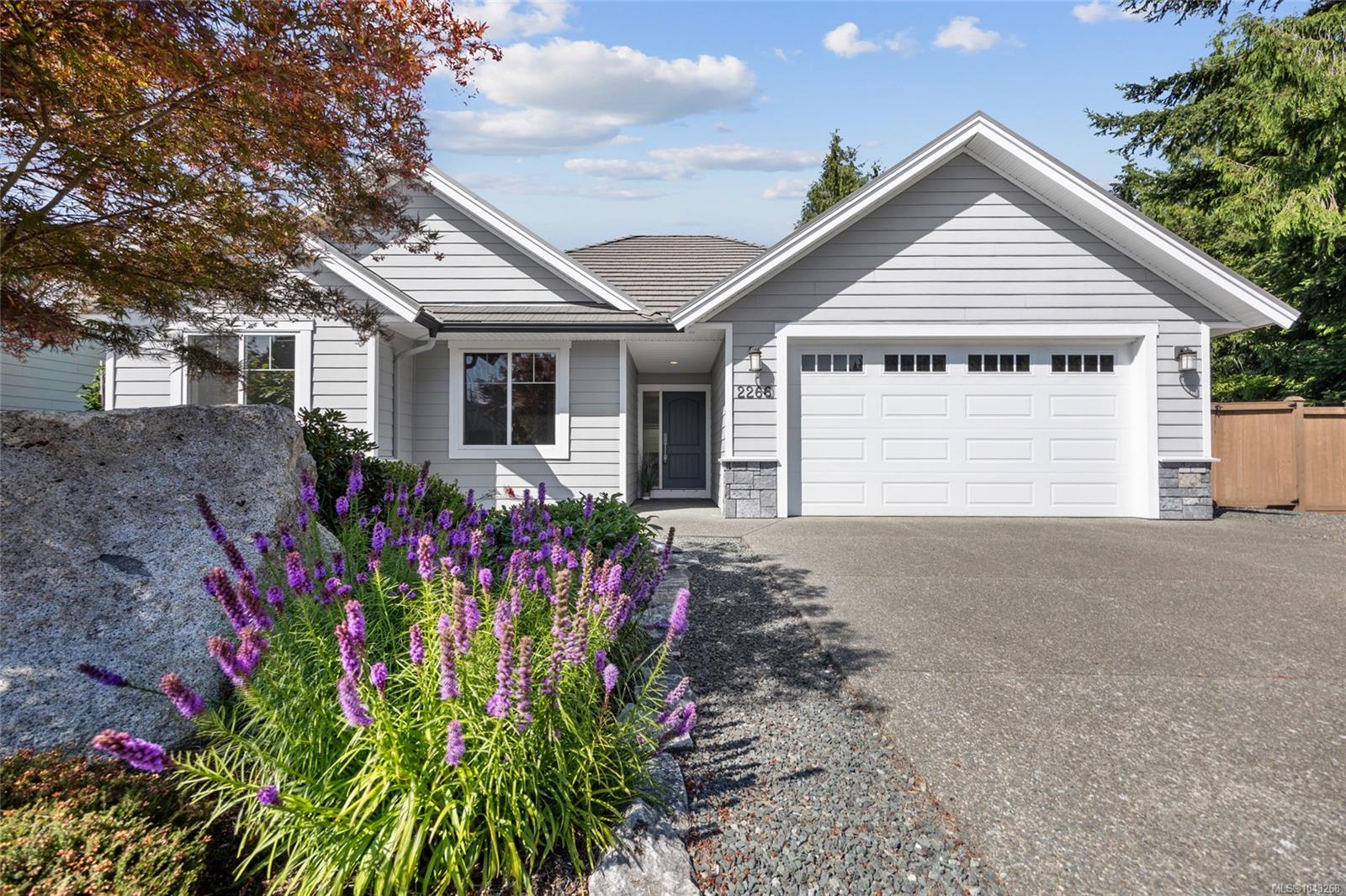 This impeccably maintained rancher is a must see!