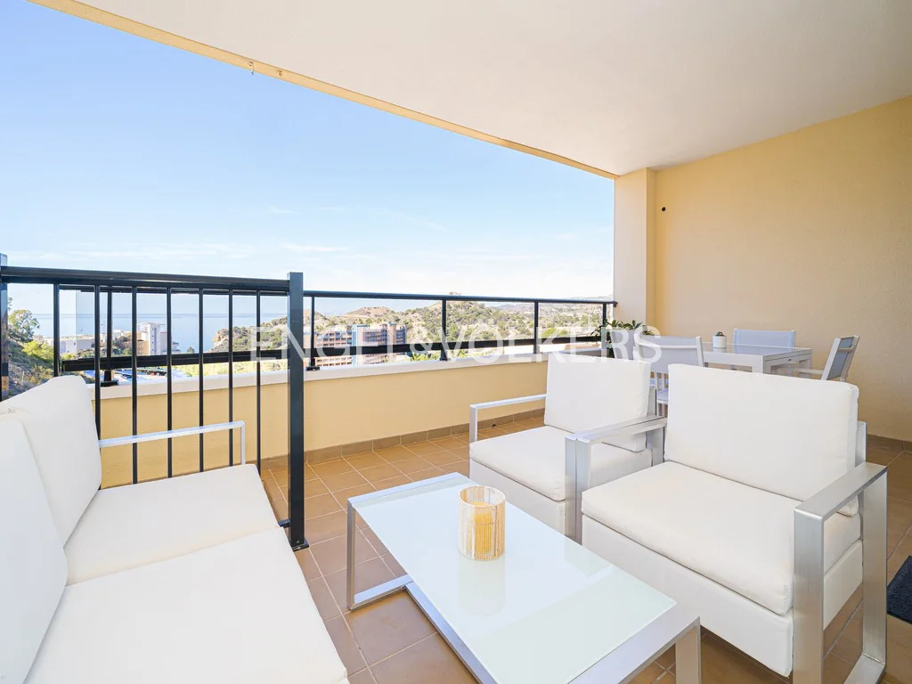 Renovated Duplex apartment with sea views in Villajoyosa with tourist licence