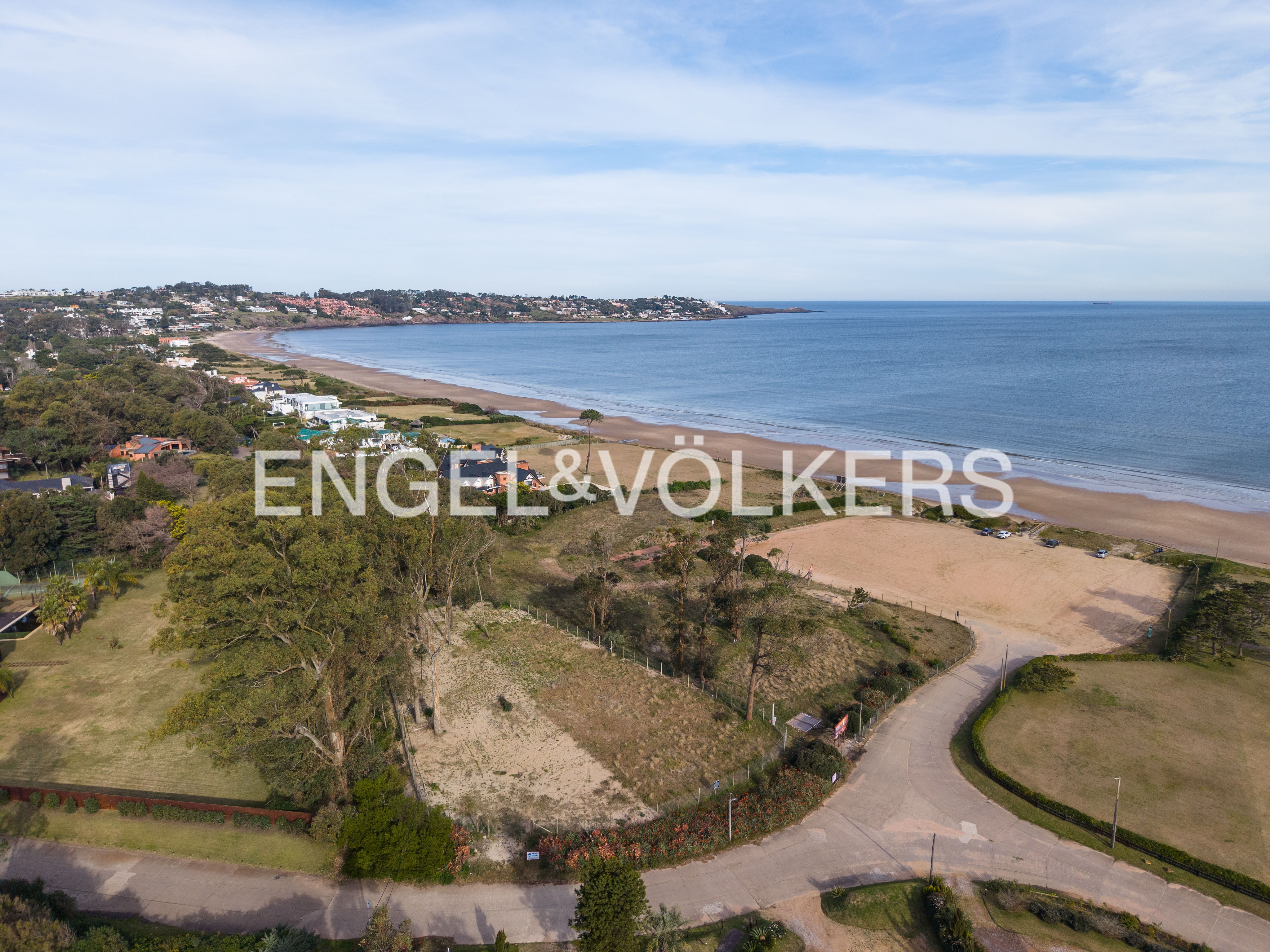 Excellent plot in Punta Ballena