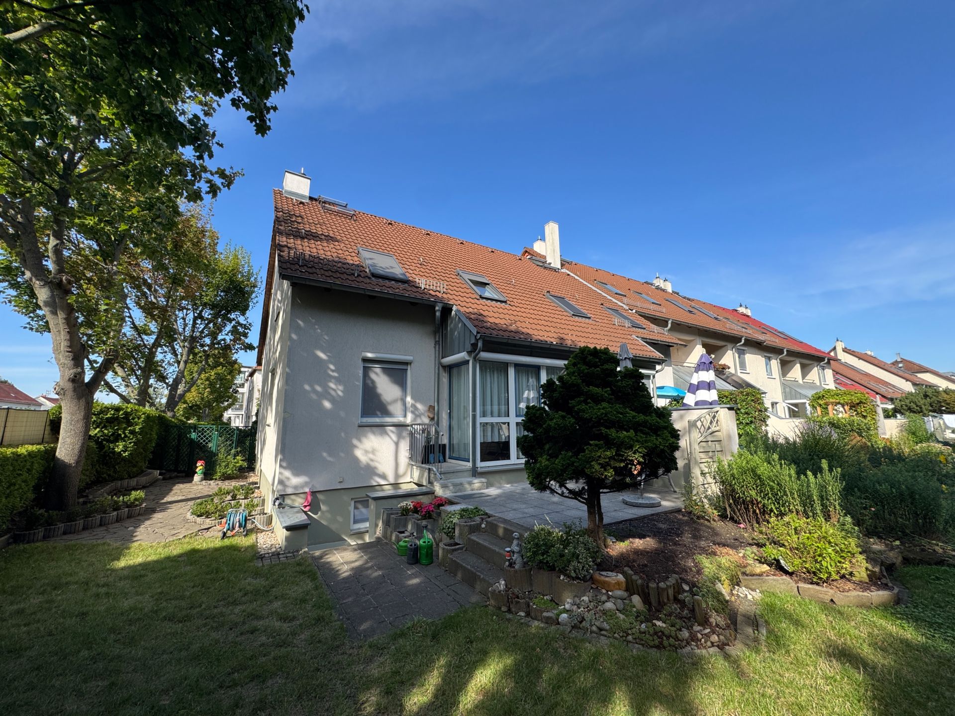 Bezugsfreies Reihenendhaus im Dresdner Süden