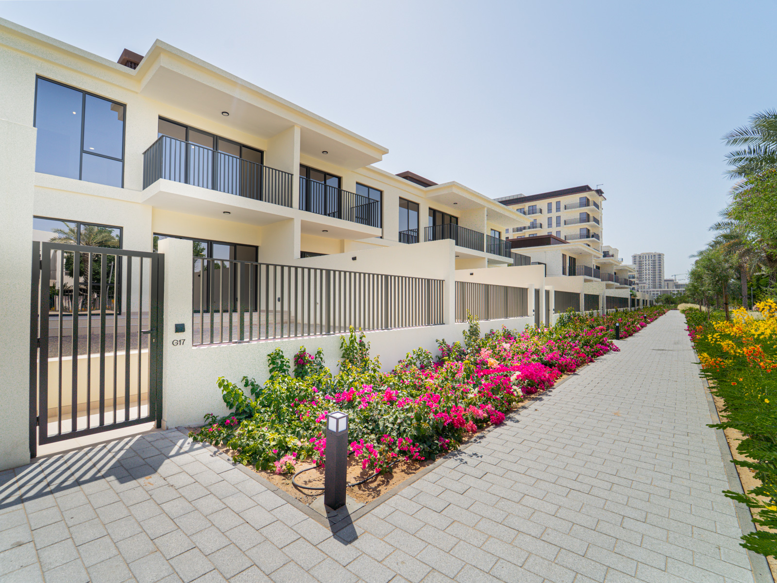 Large Duplex |Townhouse Style | Brand New