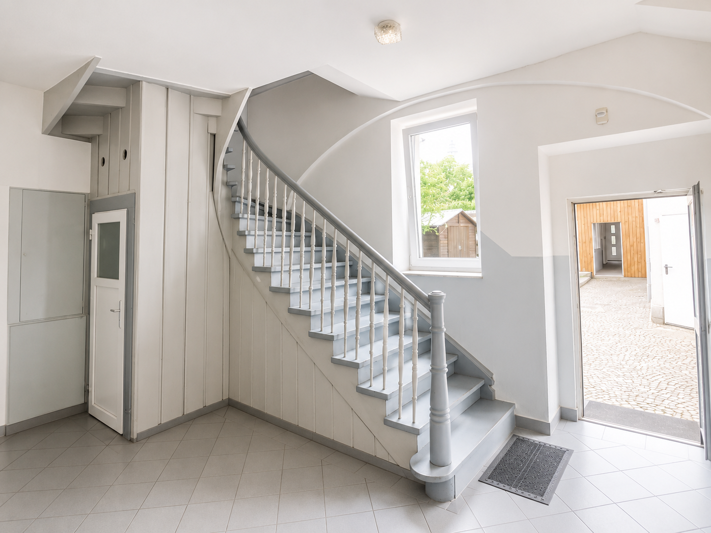 Modernisierte 3-Zimmer-Altbauwohnung in Naumburg