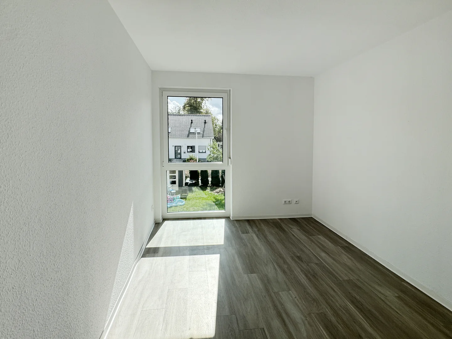 Stilvolles Reihenhaus mit sonnigem Südgarten und besonderem Wohlfühlcharakter - Foto 4